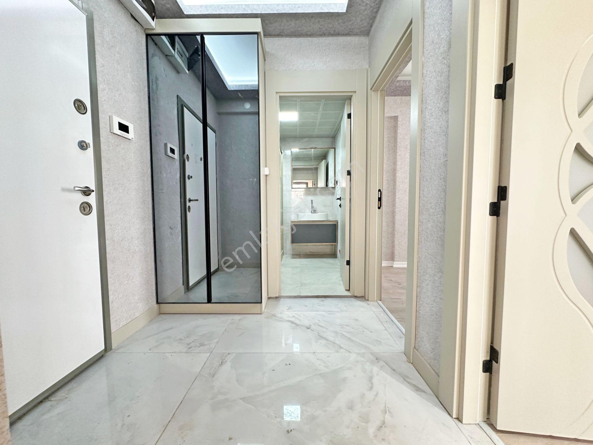Keçiörern'de Emsali Olmayan Sıfır Geniş Full Yapılı Daire - Görsel 12