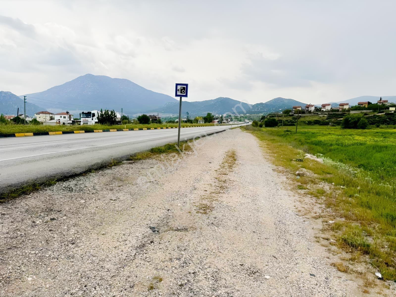 A K Mutludan Dağbelinde Benzinlik - Villa Sitesi Yapmaya Uygun - Görsel 12