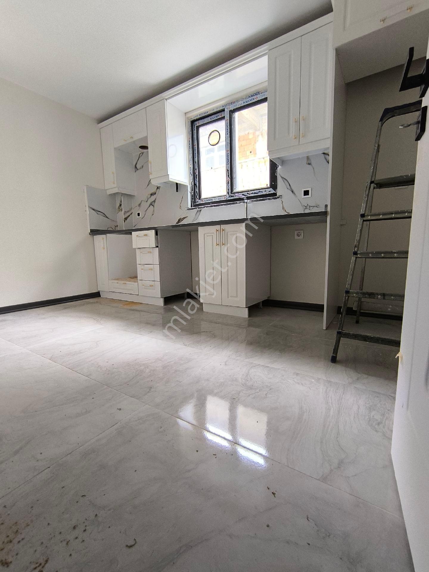 Re/max Land'den Çerkezköy Tepe Yolu Üzerinde 2+1 - Görsel 12