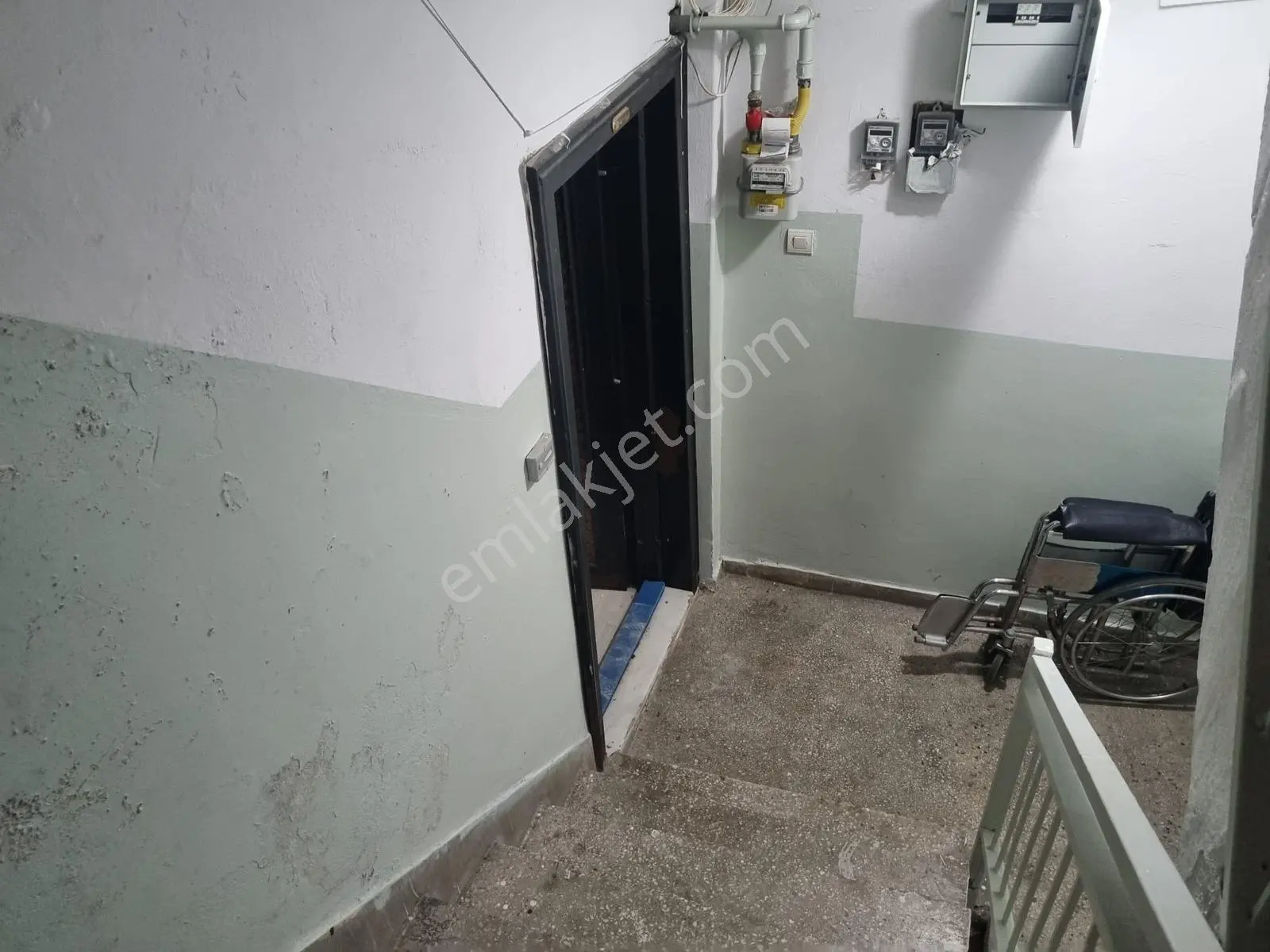 İzmit Hacı Hızır Mah Yeni Metro İst Yanı Satılık 3+1 Kot Daire - Görsel 3