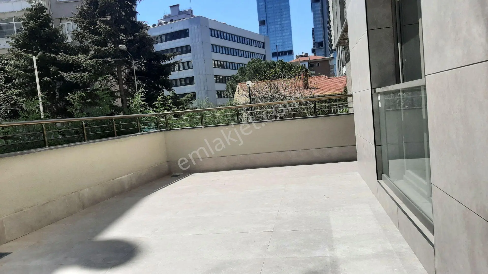 Sahibinden Gayrettepe | 25 Projesinde 2+1 Sıfır Bahçe Katı - Görsel 4
