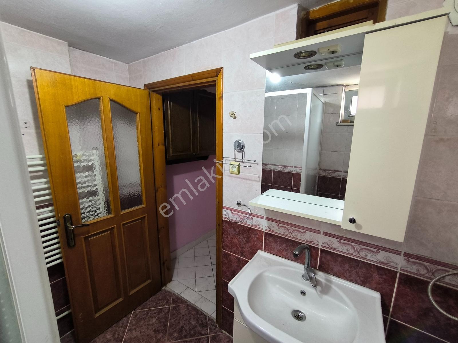 Kocaeli Başiskele Karadenizliler Mah Kiralık Arakat 3+1 Daire - Görsel 15