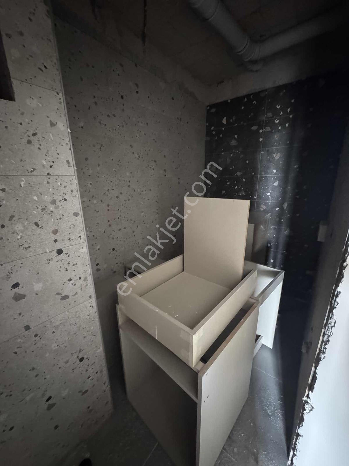A K Mutludan Parlayan Yıldız Altıntaşta Site İçi 1+1 Sıfır Daire - Görsel 17