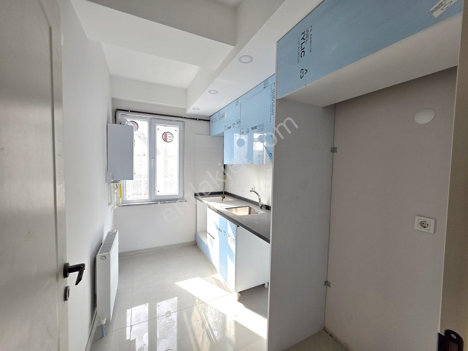 Remax'tan Satılık E-5 Cephe Sıfır Yatırımlık Daire / Home Ofis - Görsel 18