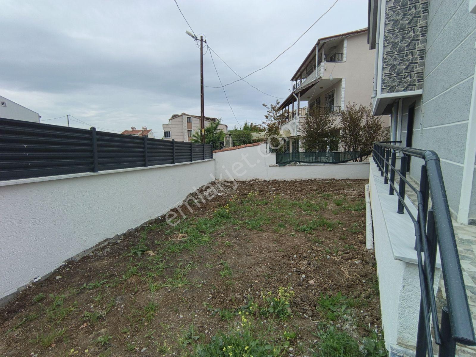 Saka Gayrimenkulden İskanlı Sıfır 2+1 Villa Cadde Cepheli - Görsel 9