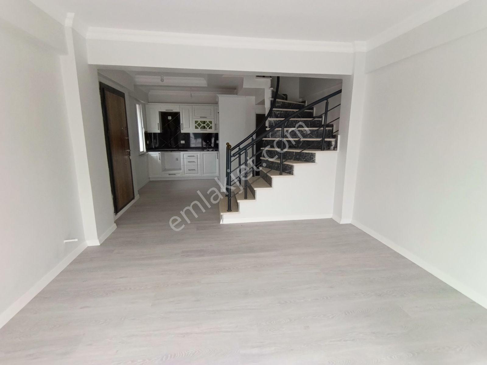 Saka Gayrimenkulden İskanlı Sıfır 2+1 Villa Cadde Cepheli - Görsel 16