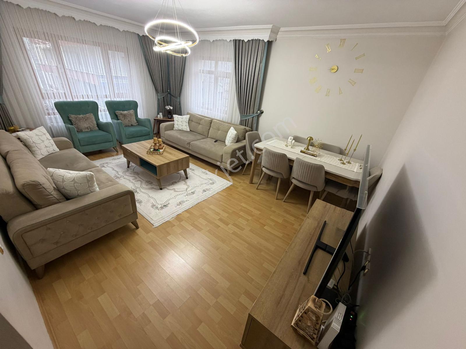 Hayal'den Malarzgirt Mh'de Yapılı Geniş Bağımsız Daire - Görsel 8