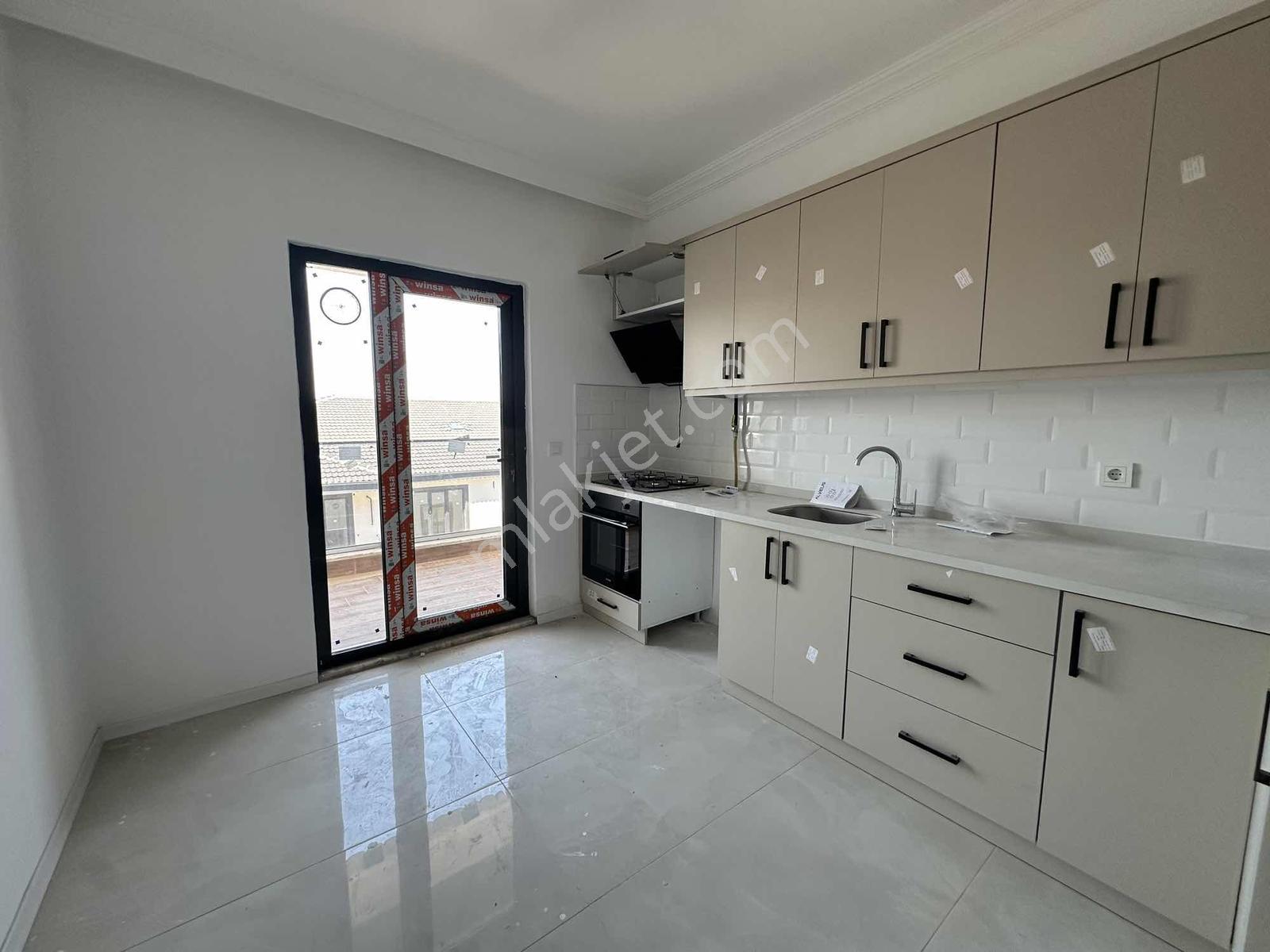Kocaalide Çarşı Merkeze Yakın Deniz Manzaralı Kiralık 2+1 Daire - Görsel 15