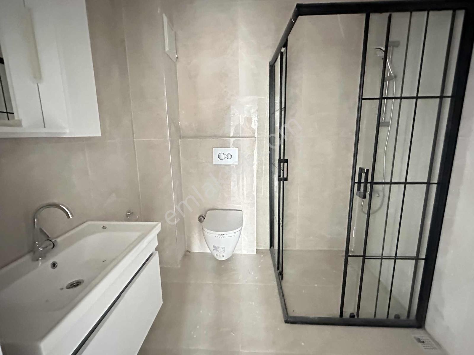 Kocaalide Çarşı Merkeze Yakın Deniz Manzaralı Kiralık 2+1 Daire - Görsel 7