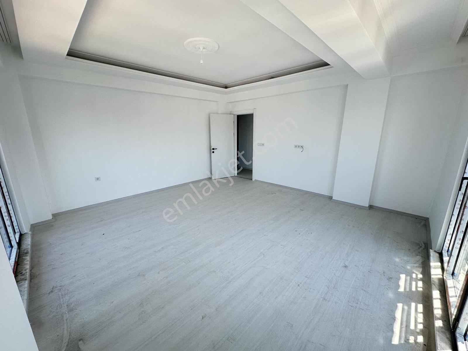 Kocaalide Çarşı Merkeze Yakın Deniz Manzaralı Kiralık 2+1 Daire - Görsel 14