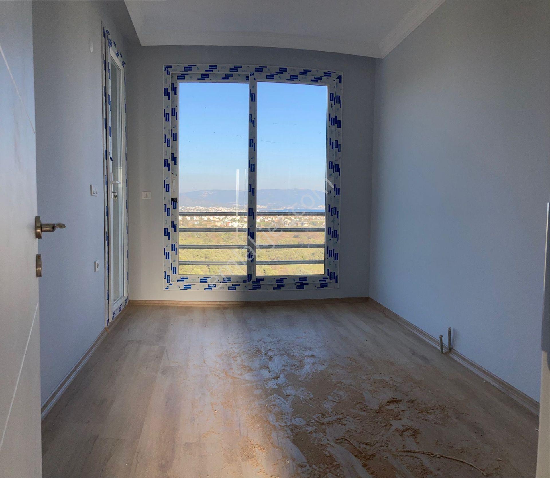 Seferihisar Doğanbeyde Satılık 2+1 Deniz Manzaralı Bahçeli Villa - Görsel 30