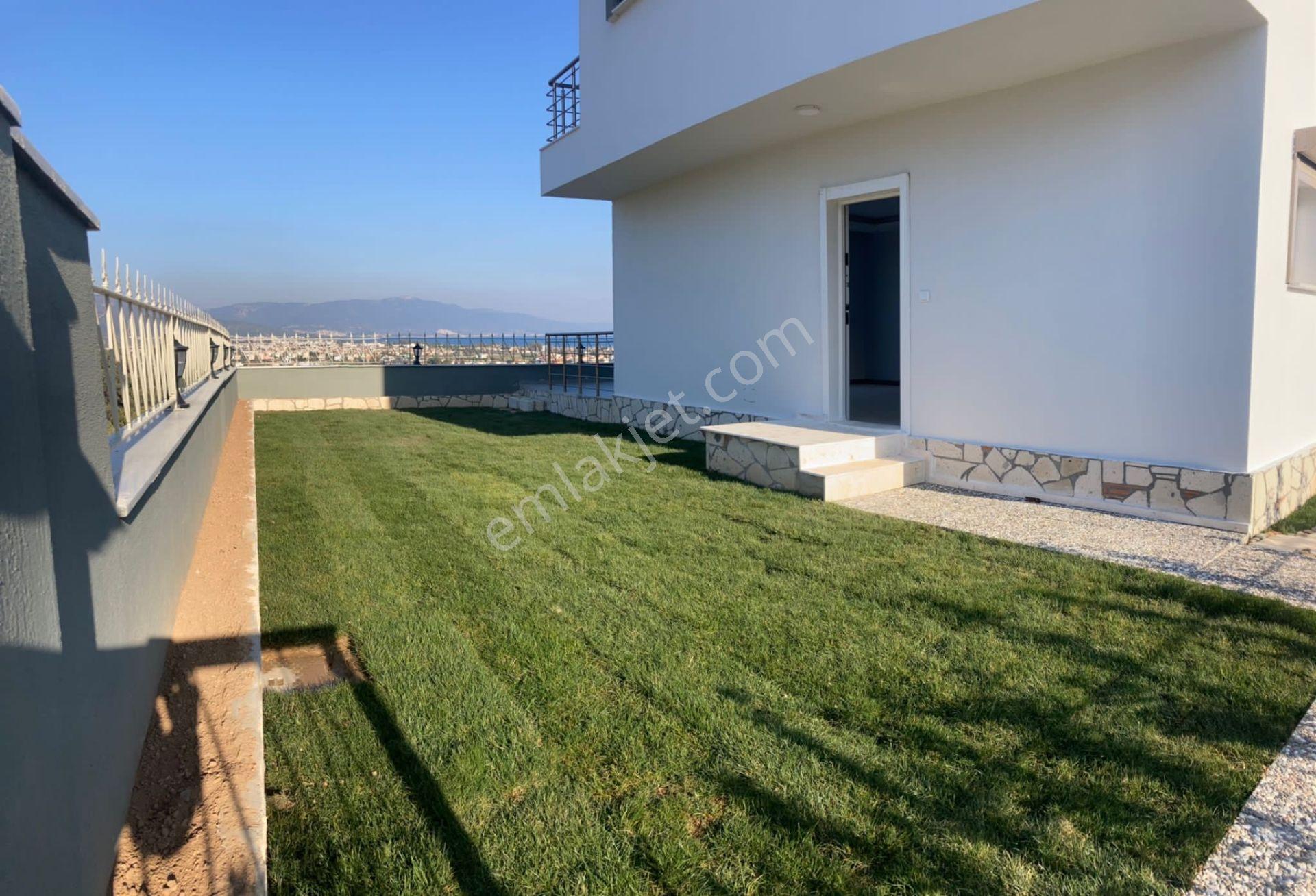 Seferihisar Doğanbeyde Satılık 2+1 Deniz Manzaralı Bahçeli Villa - Görsel 14