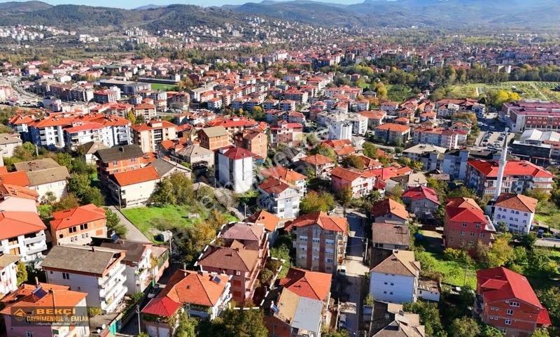 Aladağda 3 Katlı Satılık Bina Ve Arsası - Görsel 3