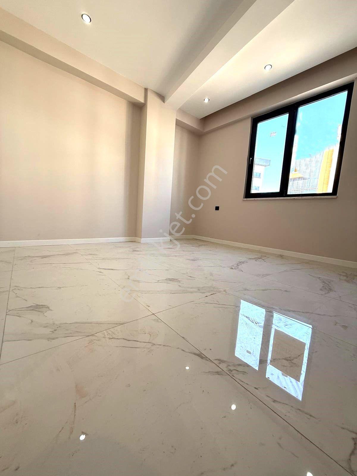 Yeşilyurt Mahallesinde Cadde Üzerinde Asansörlü Son 2 Harika Sıfır Daire !!! - Görsel 12