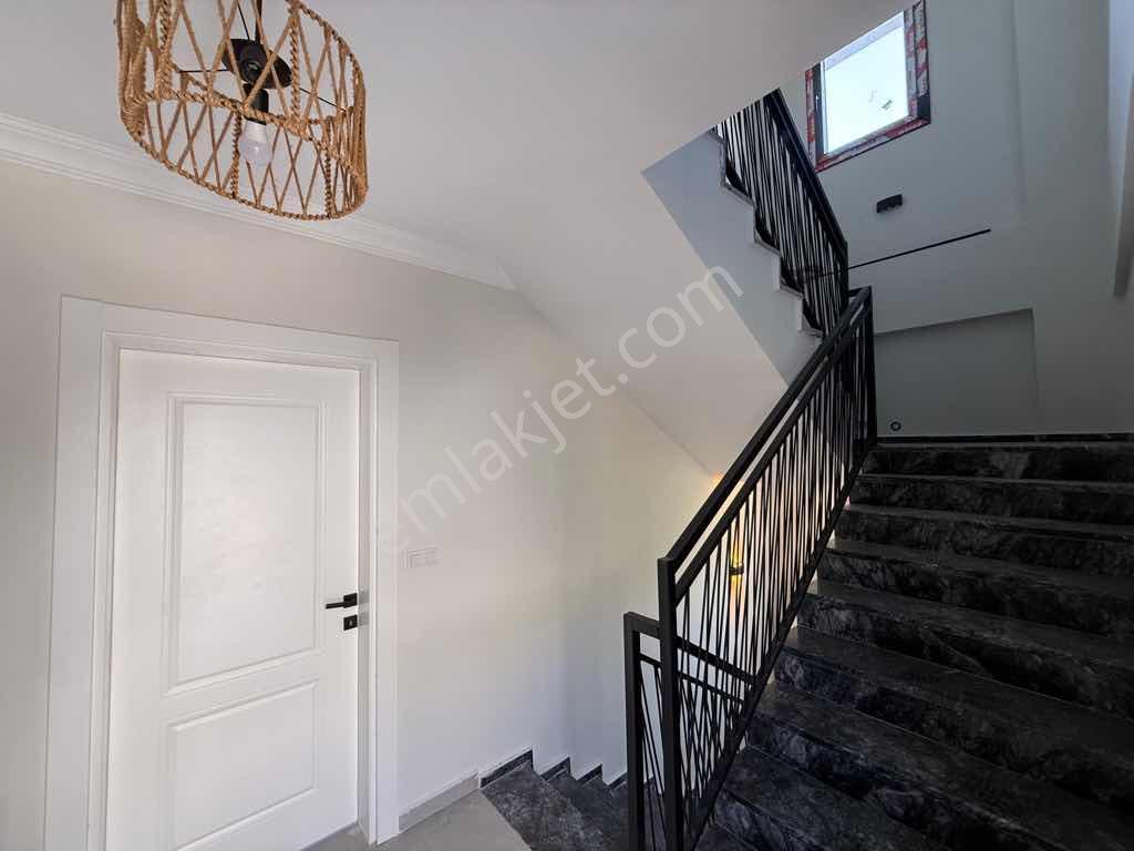 Marmaris Söğüt’te Eşyalı, 4+1 Lüks Triplex Villa! - Görsel 10