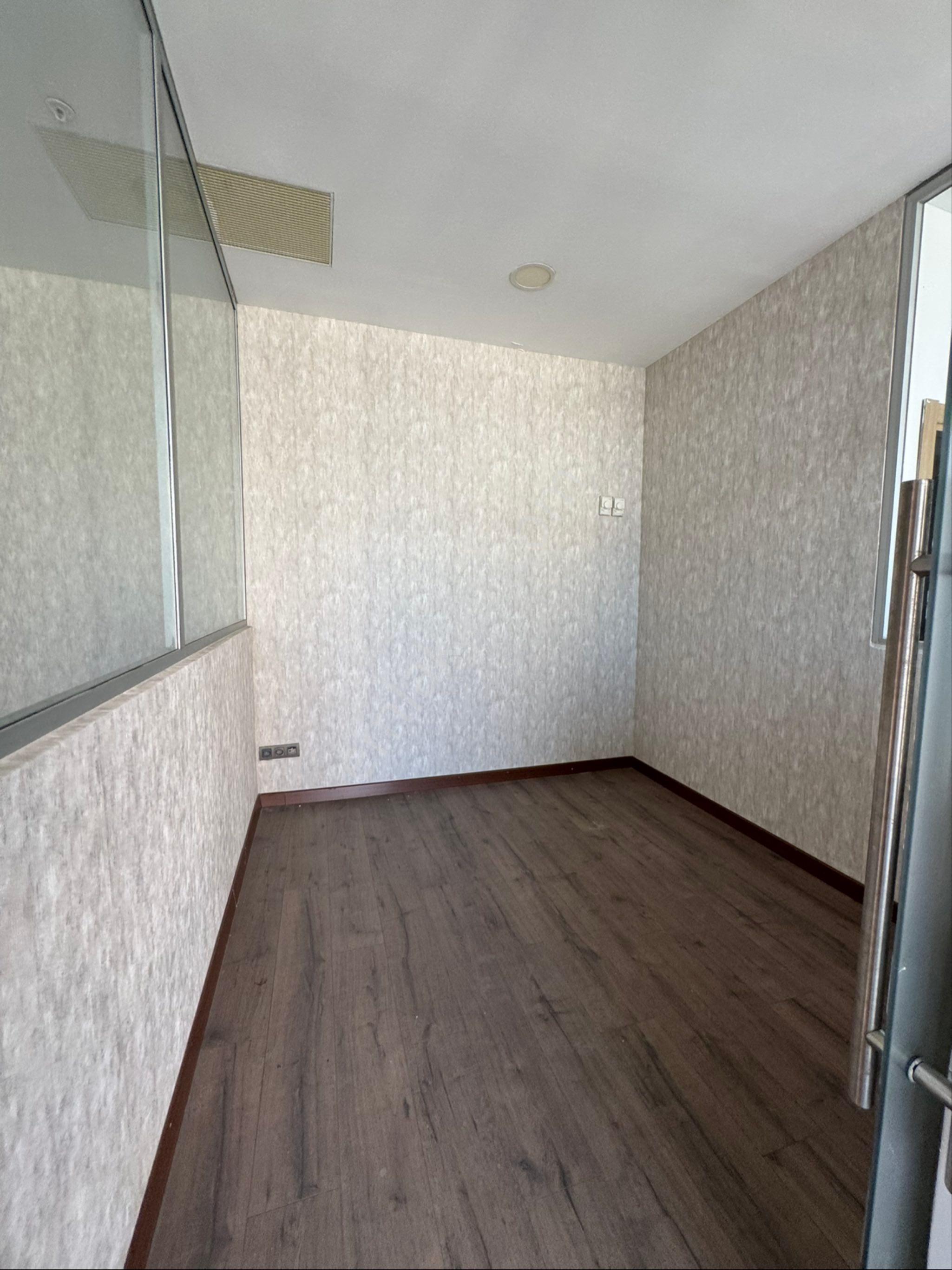E 5 Komşu Plaza İçinde Kiralık Ofisler - Görsel 19
