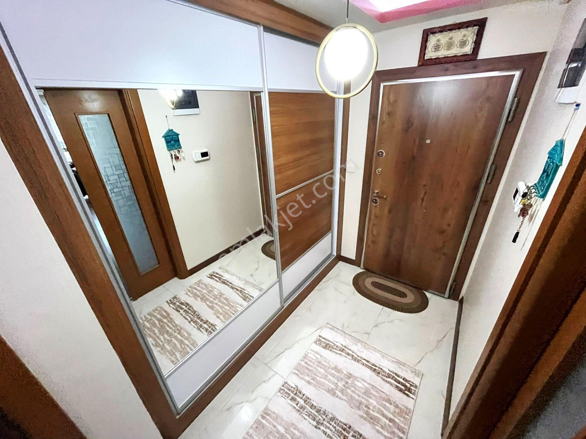Aygülden Akçayda Denize Yakın Asansörlü Ön Cephe Ara Kat Ebeveyn Banyolu Doğalgazlı 3+1satılık Daire - Görsel 7