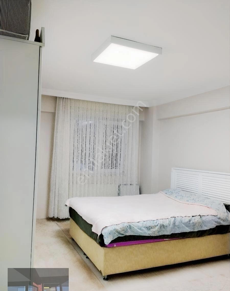 Metrobüse Yürüme Mesafesinde 110 M2 Net Satılık Daire - Görsel 8
