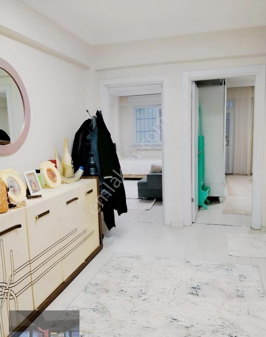 Metrobüse Yürüme Mesafesinde 110 M2 Net Satılık Daire - Görsel 12
