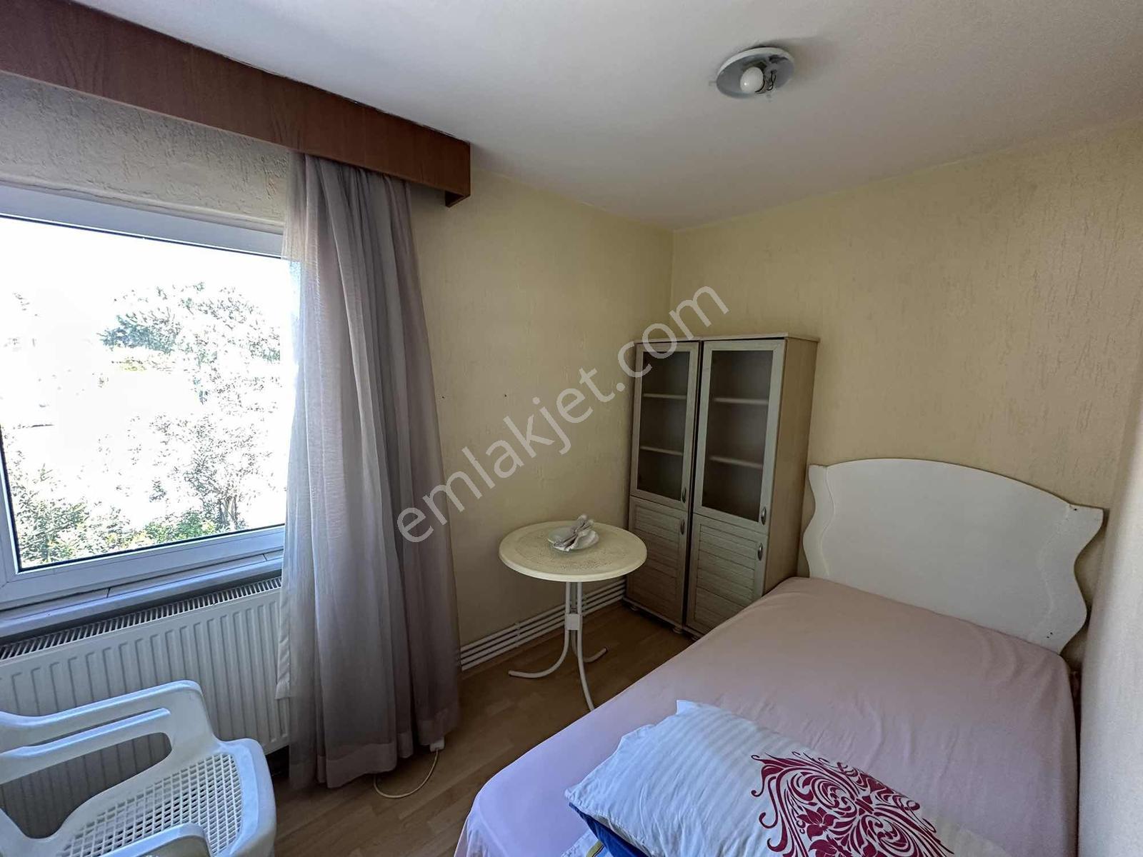 Silivri Bizimköy Sitesinde Bahçeli Yaz Sezonu Kiralık Villa - Görsel 24