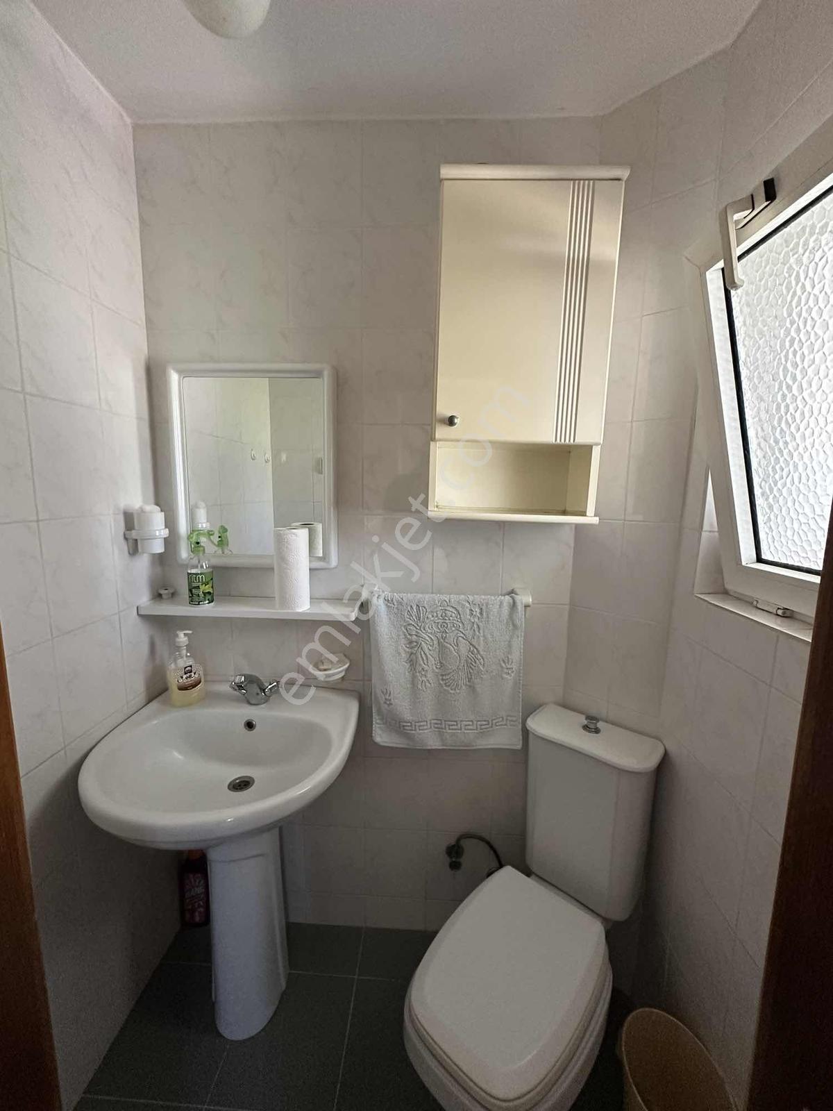 Silivri Bizimköy Sitesinde Bahçeli Yaz Sezonu Kiralık Villa - Görsel 22
