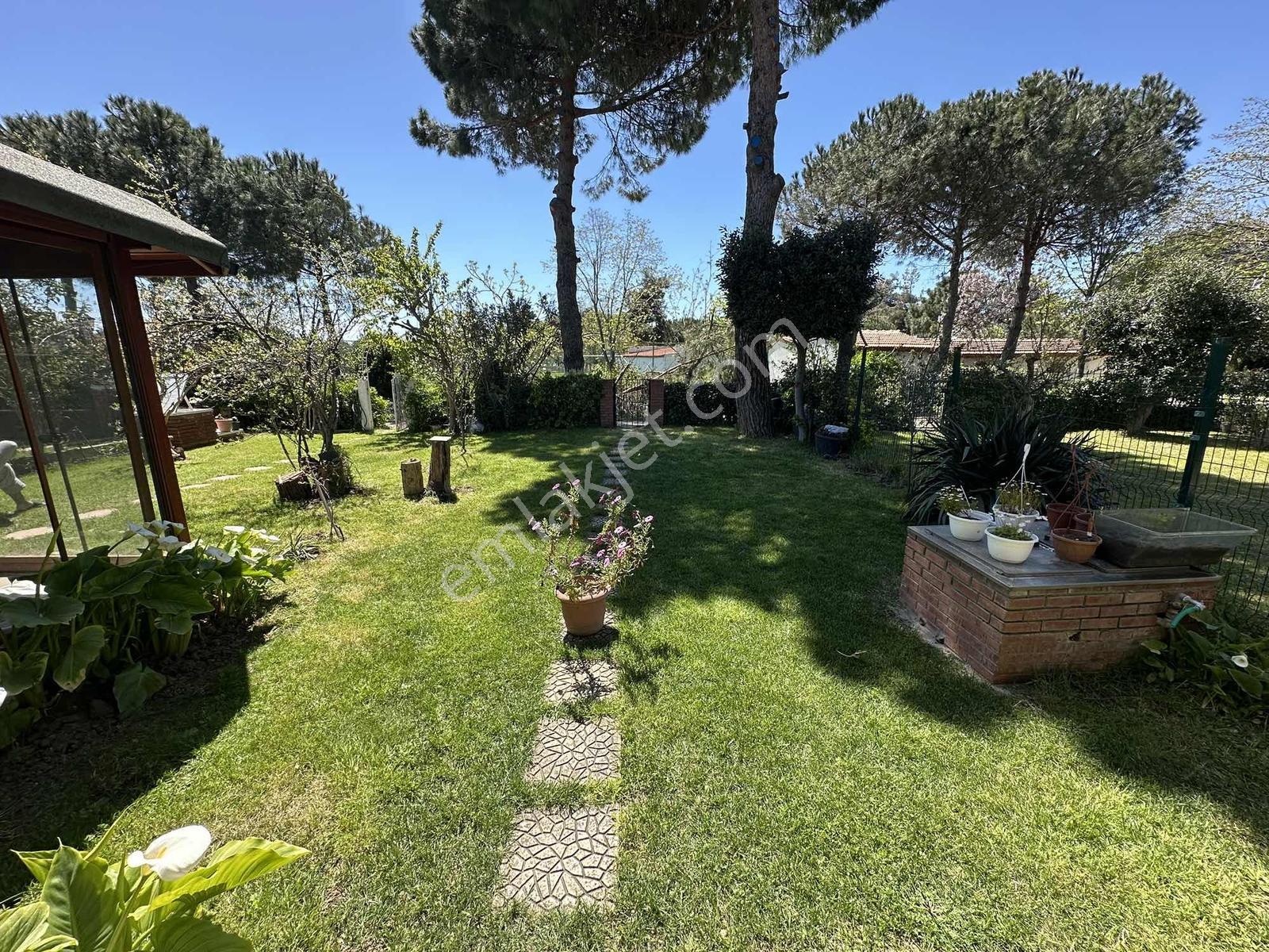 Silivri Bizimköy Sitesinde Bahçeli Yaz Sezonu Kiralık Villa - Görsel 14