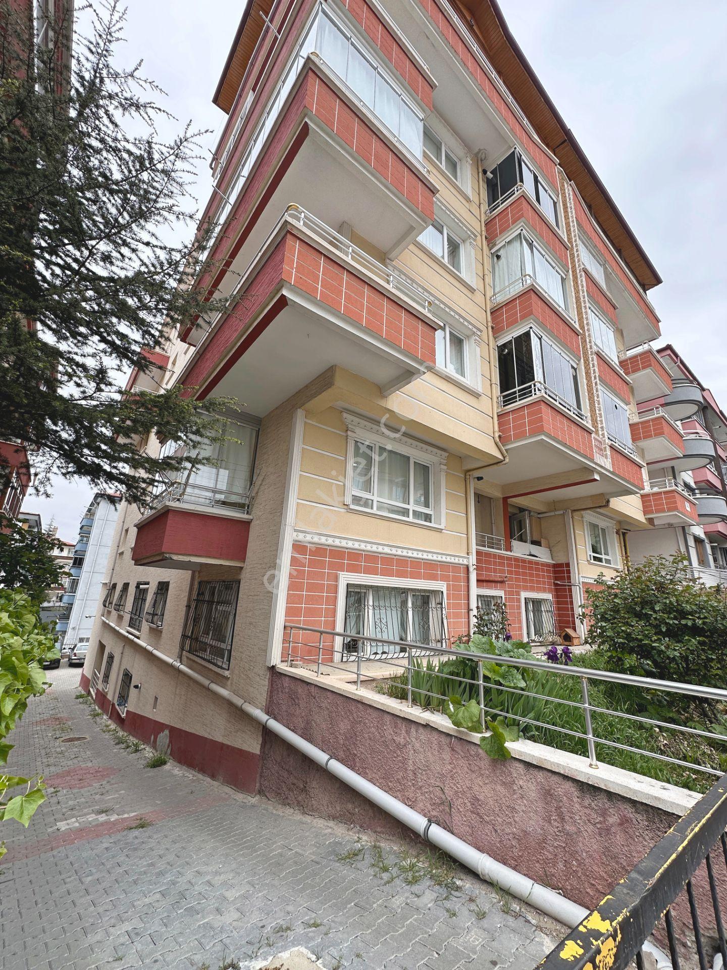 Mutlu Cadde Yakını Ara Kat Ön Cephe Asansörlü Yapılı 3+1 Satılık - Görsel 32