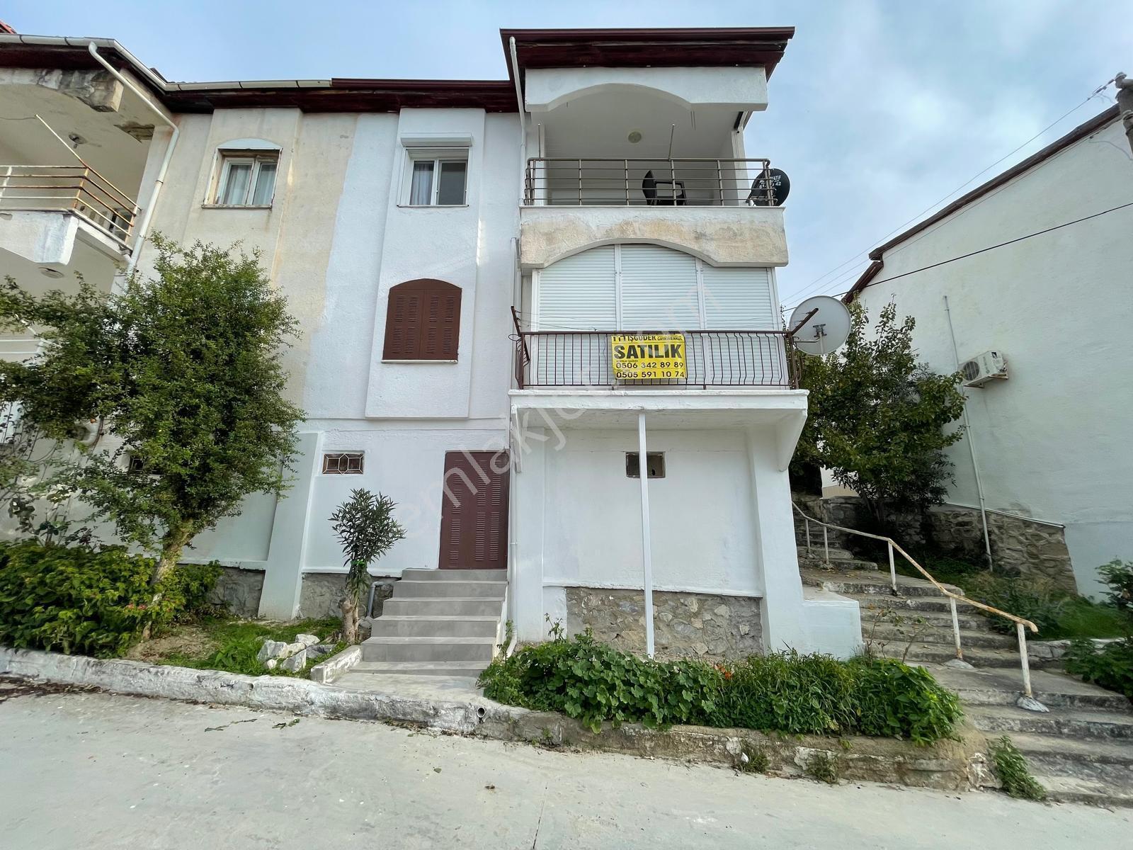 Kadınlar Denizi Denize 100 Metre Kuşadası İşgüder Gayrimenkul - Görsel 25