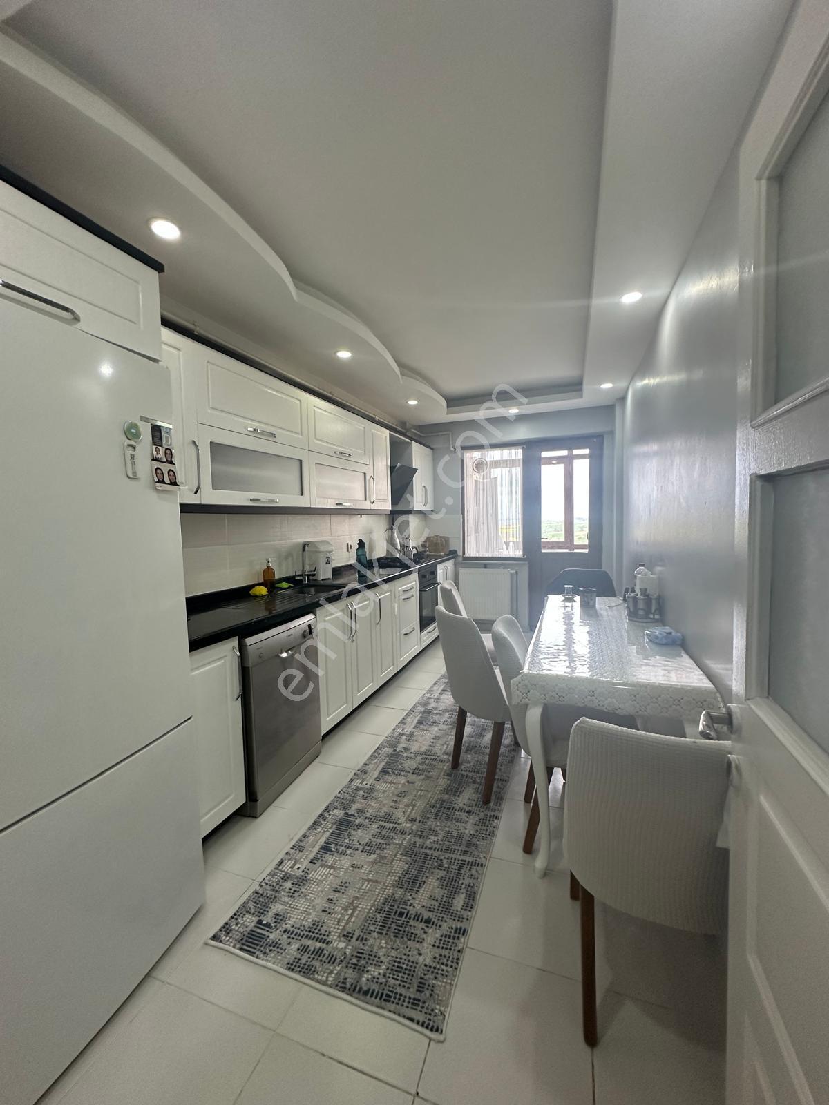 Hürriyet Mah. Site İçersinde Acıl Satılık 3+1 Satılık Daire - Görsel 5