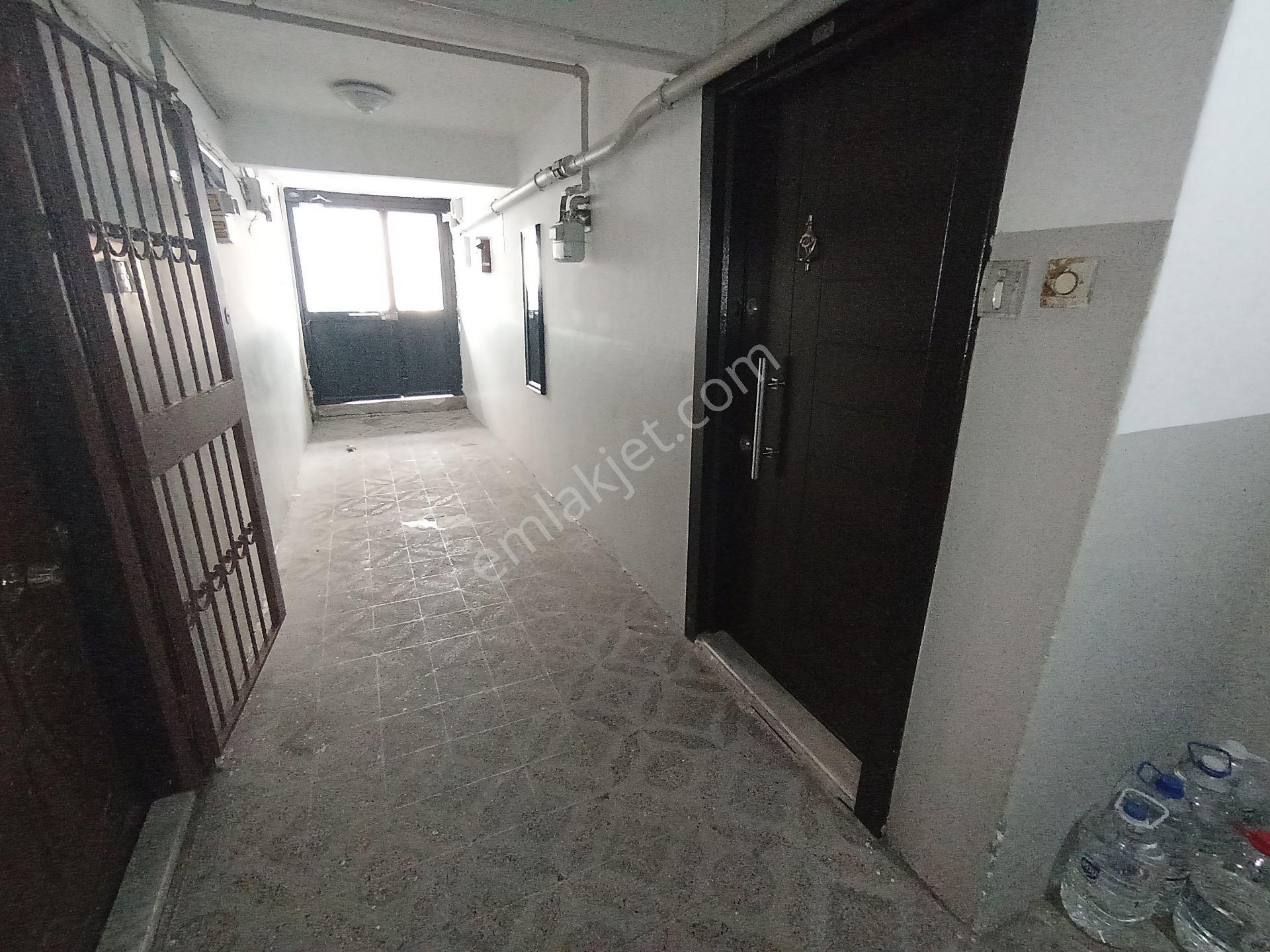 Deva Dan Zeynep Kamil Hast. Yakın Bahçe Kullanımlı Giriş Daire - Görsel 35