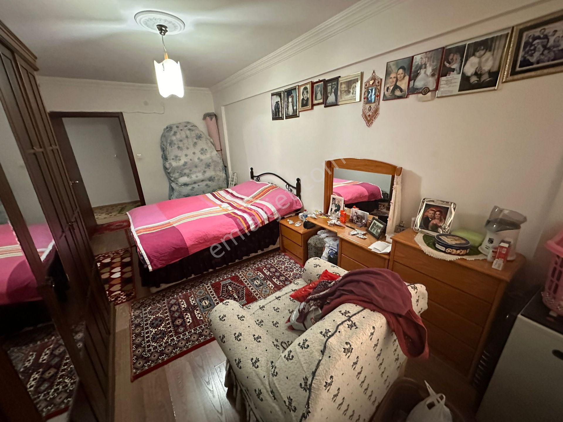 Kartal Tepe Parkı Yakını 2.katta 130m² Çift Balkonlu Daire - Görsel 19