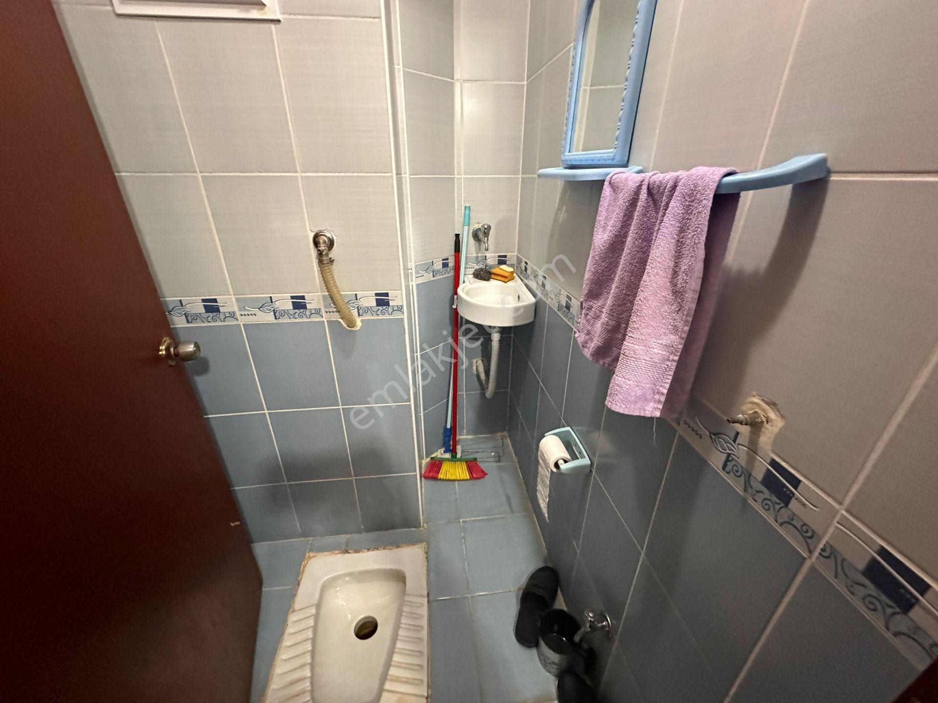 Kartal Tepe Parkı Yakını 2.katta 130m² Çift Balkonlu Daire - Görsel 18