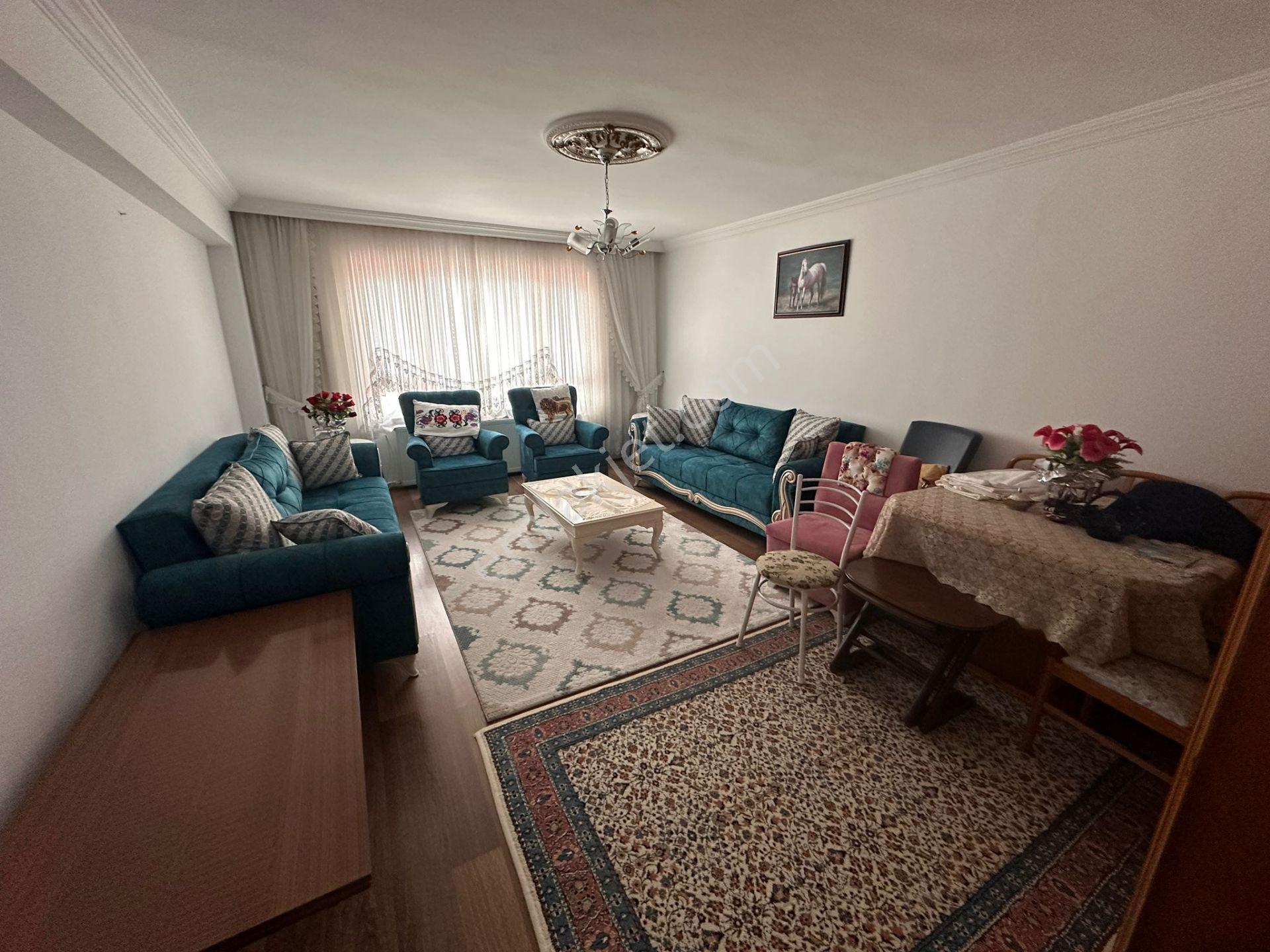 Kartal Tepe Parkı Yakını 2.katta 130m² Çift Balkonlu Daire - Görsel 25