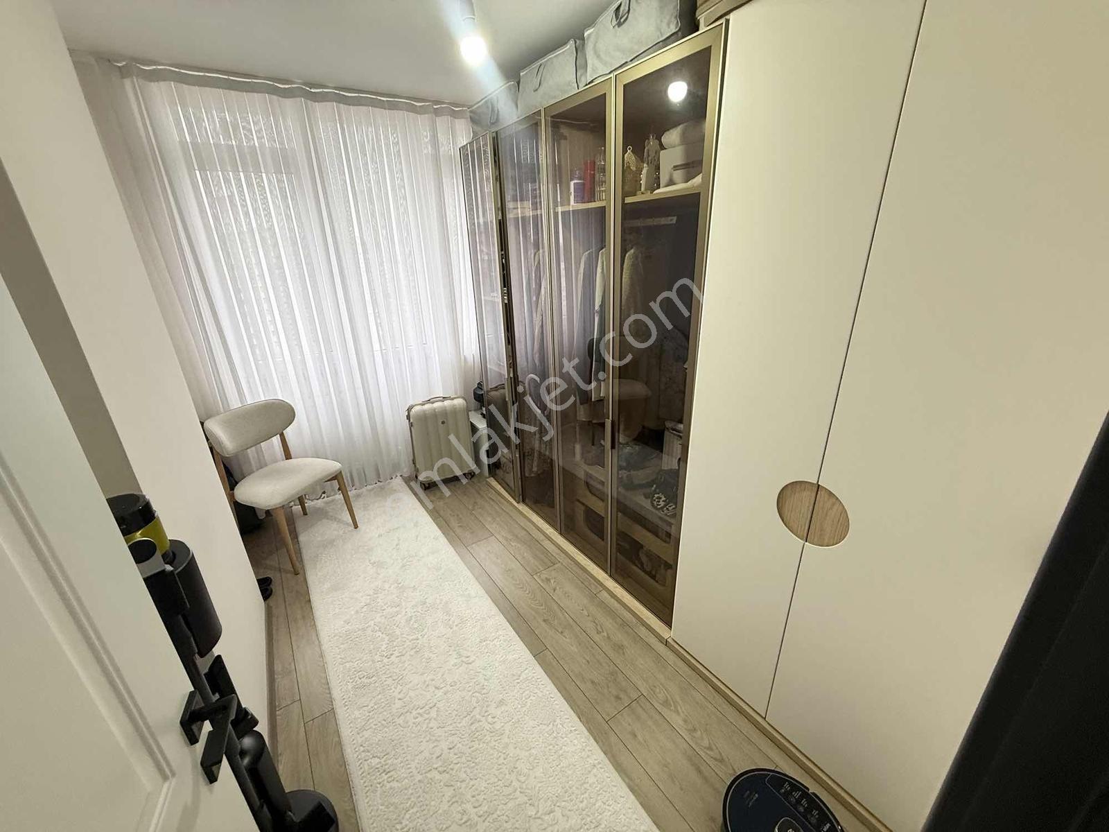 Demir İnşaattan Site İçerisinde Otoparklı 12.kat Daire - Görsel 8