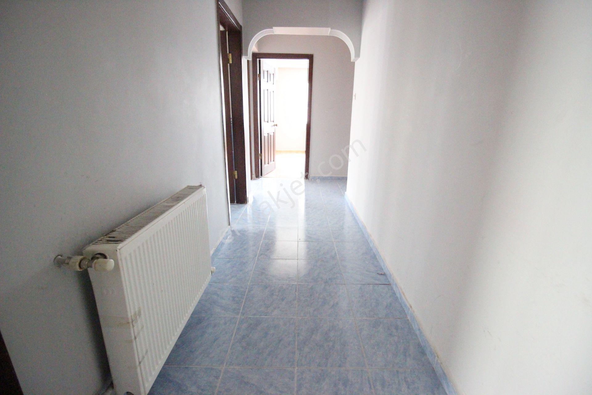 Hemdem Gayrimenkul'den Topçu'da Arakatta Ebeveyn Banyolu 3+1 Kiralık Daire - Görsel 29
