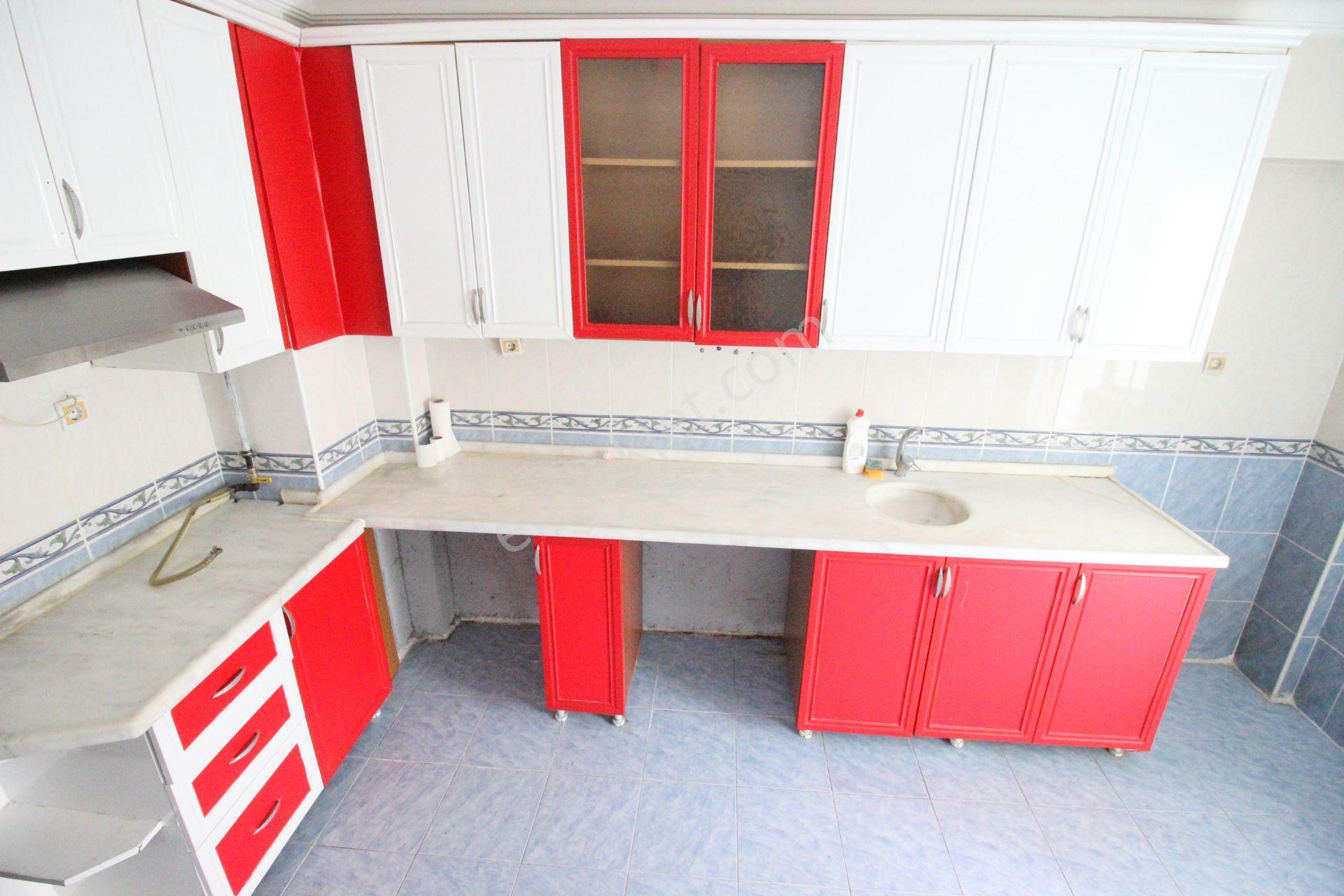 Hemdem Gayrimenkul'den Topçu'da Arakatta Ebeveyn Banyolu 3+1 Kiralık Daire - Görsel 8