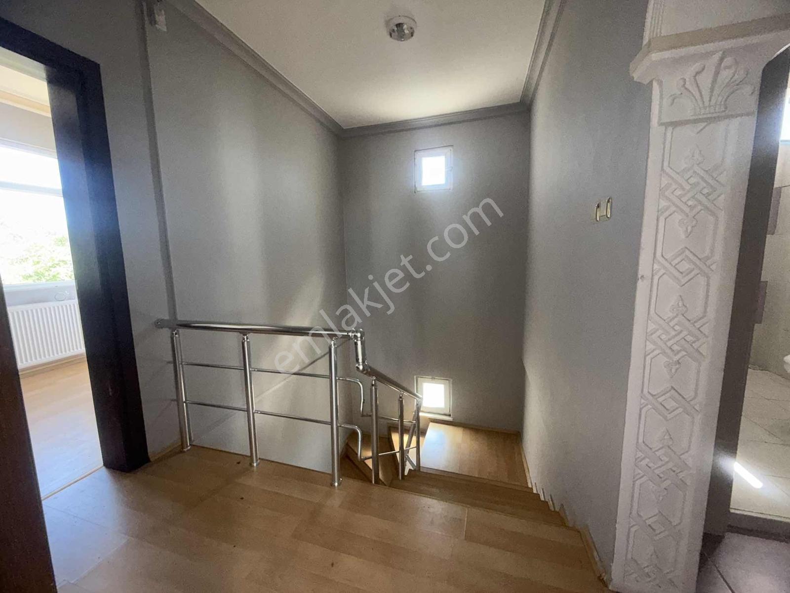 Denize 200metre 4+1 Doğalgazlı Kiralık Villa 19mayıs/dereköy - Görsel 31