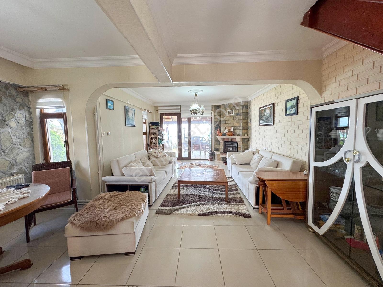 Marmara Ereğlisi Kaptan 2 Sitesi Şerefiyesi Yüksek Villa - Görsel 18