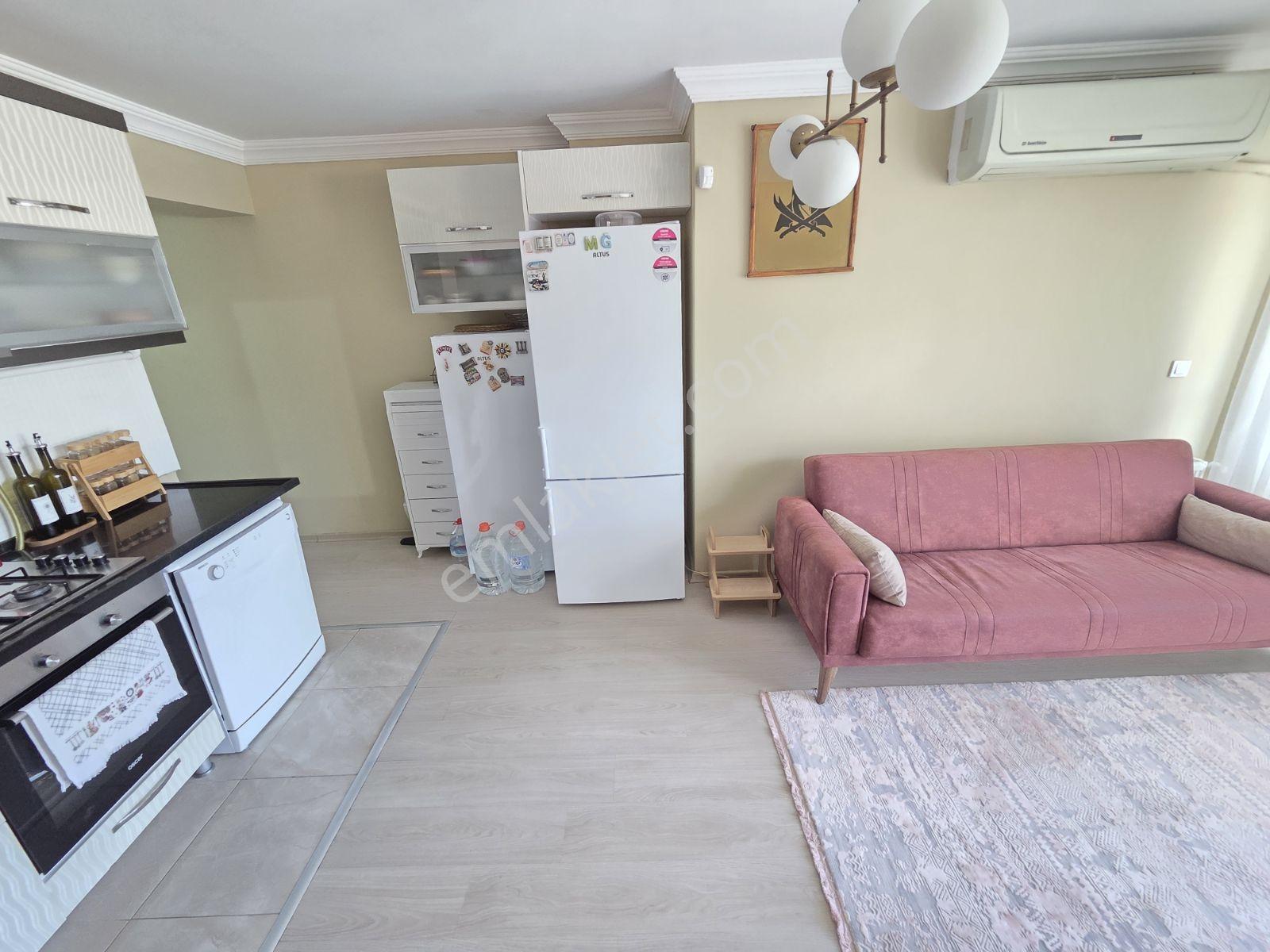 Yenifoça Fokai Terasları'nda Eşyasız Kiralık 3+1 Dubleks Villa - Görsel 30