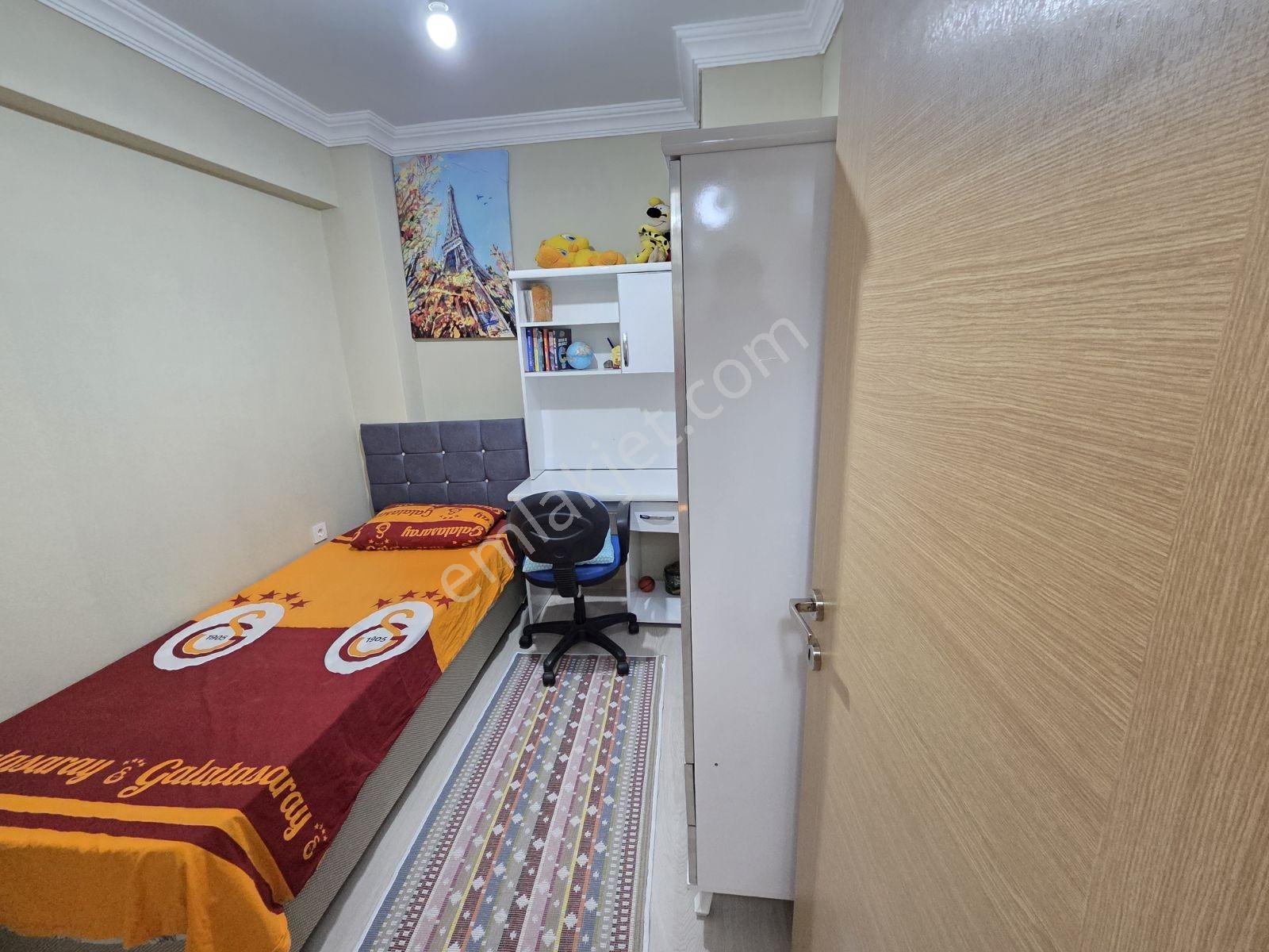 Yenifoça Fokai Terasları'nda Eşyasız Kiralık 3+1 Dubleks Villa - Görsel 32