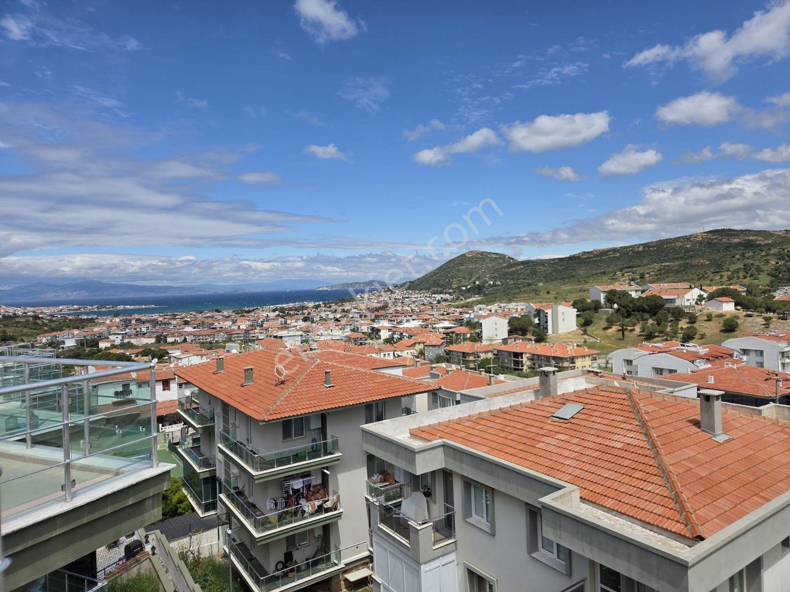 Yenifoça Fokai Terasları'nda Eşyasız Kiralık 3+1 Dubleks Villa - Görsel 10
