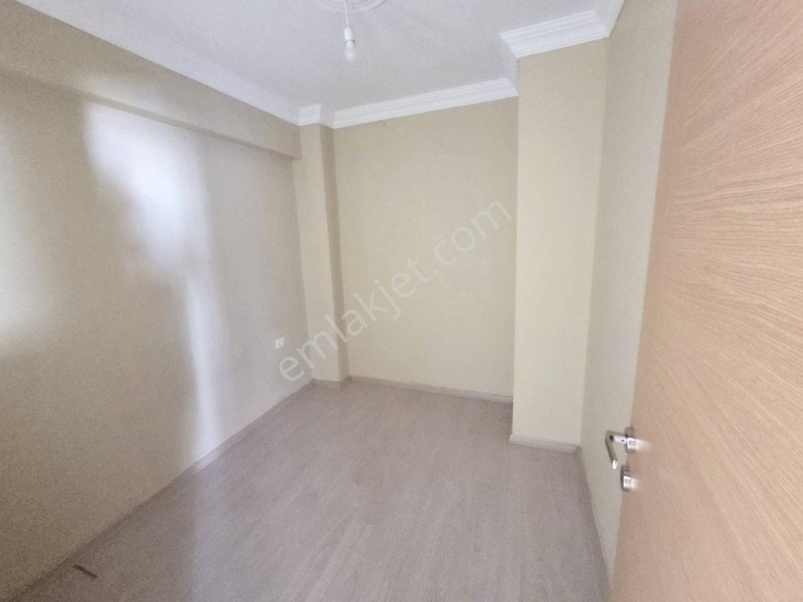 Yenifoça Fokai Terasları'nda Eşyasız Kiralık 3+1 Dubleks Villa - Görsel 17
