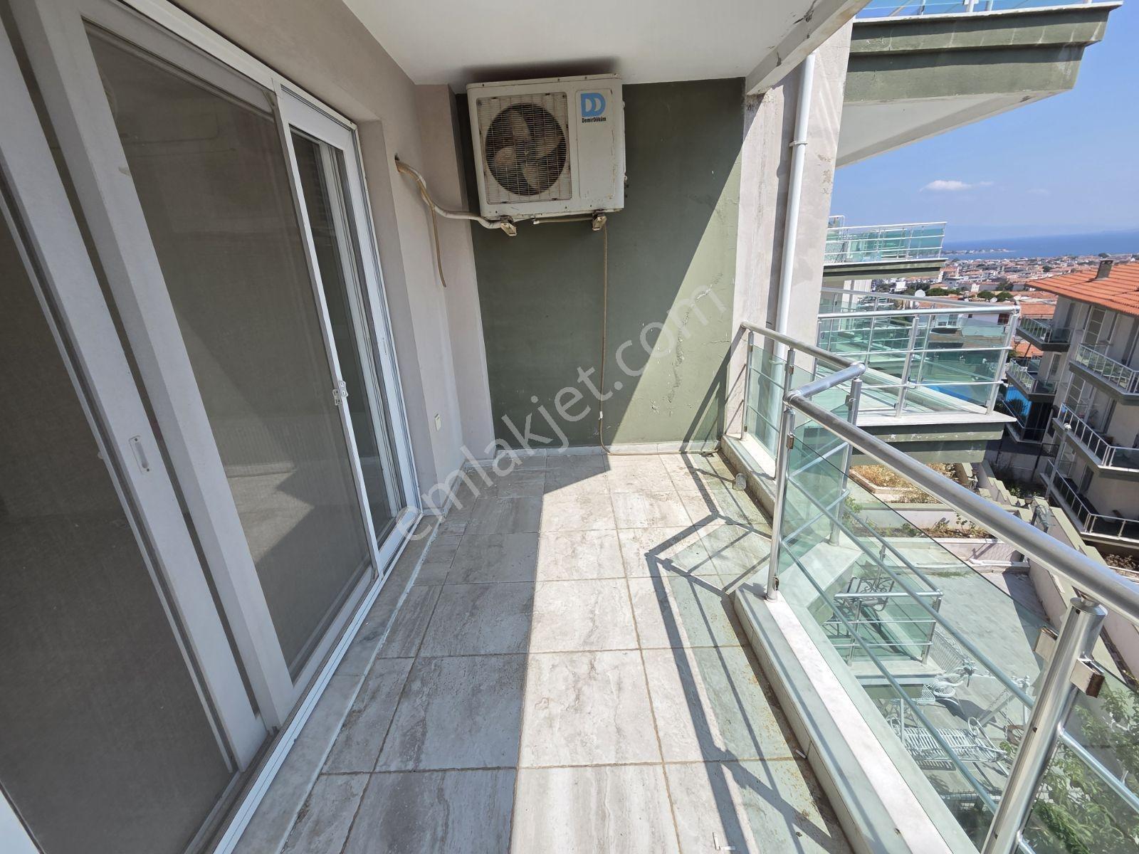 Yenifoça Fokai Terasları'nda Eşyasız Kiralık 3+1 Dubleks Villa - Görsel 22