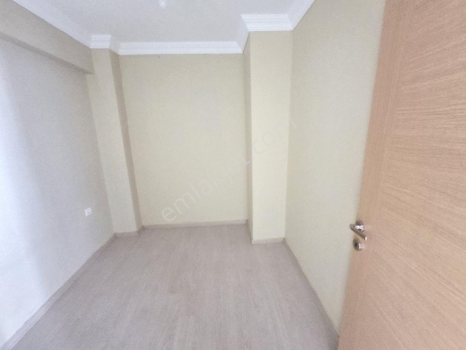 Yenifoça Fokai Terasları'nda Eşyasız Kiralık 3+1 Dubleks Villa - Görsel 20