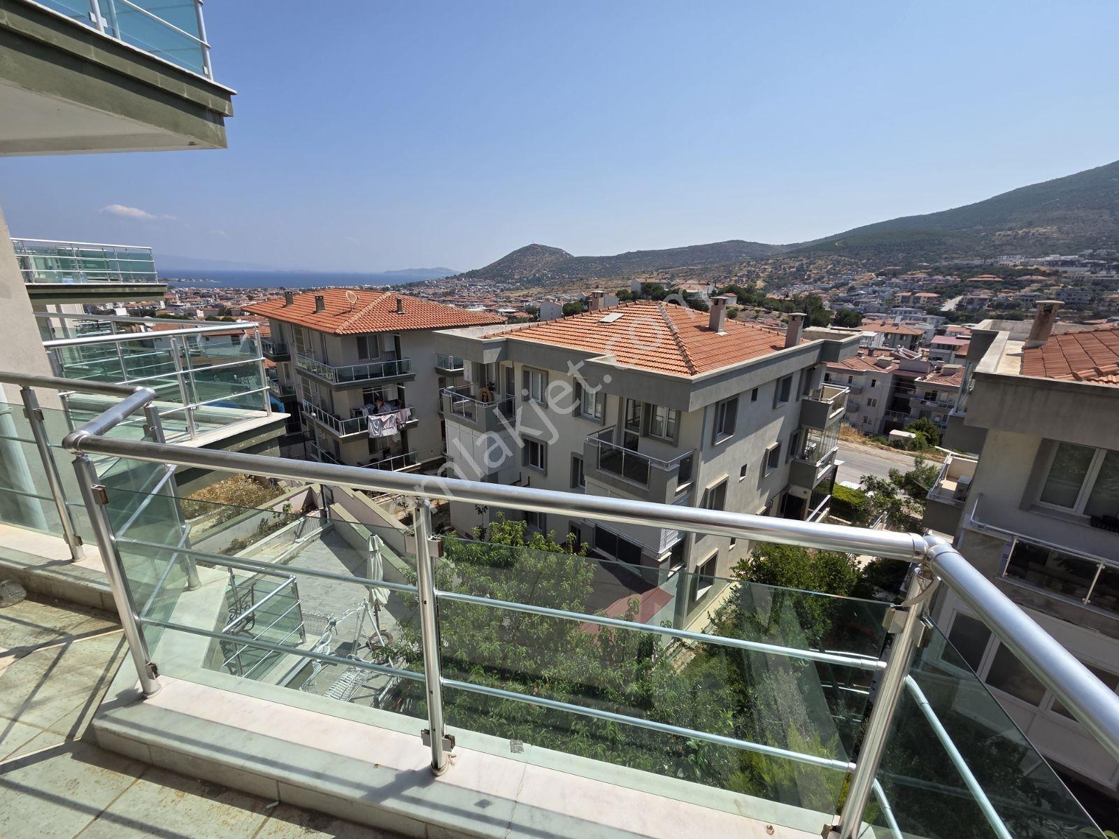 Yenifoça Fokai Terasları'nda Eşyasız Kiralık 3+1 Dubleks Villa - Görsel 35