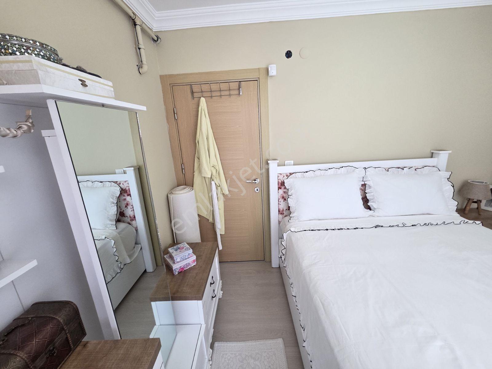 Yenifoça Fokai Terasları'nda Eşyasız Kiralık 3+1 Dubleks Villa - Görsel 26