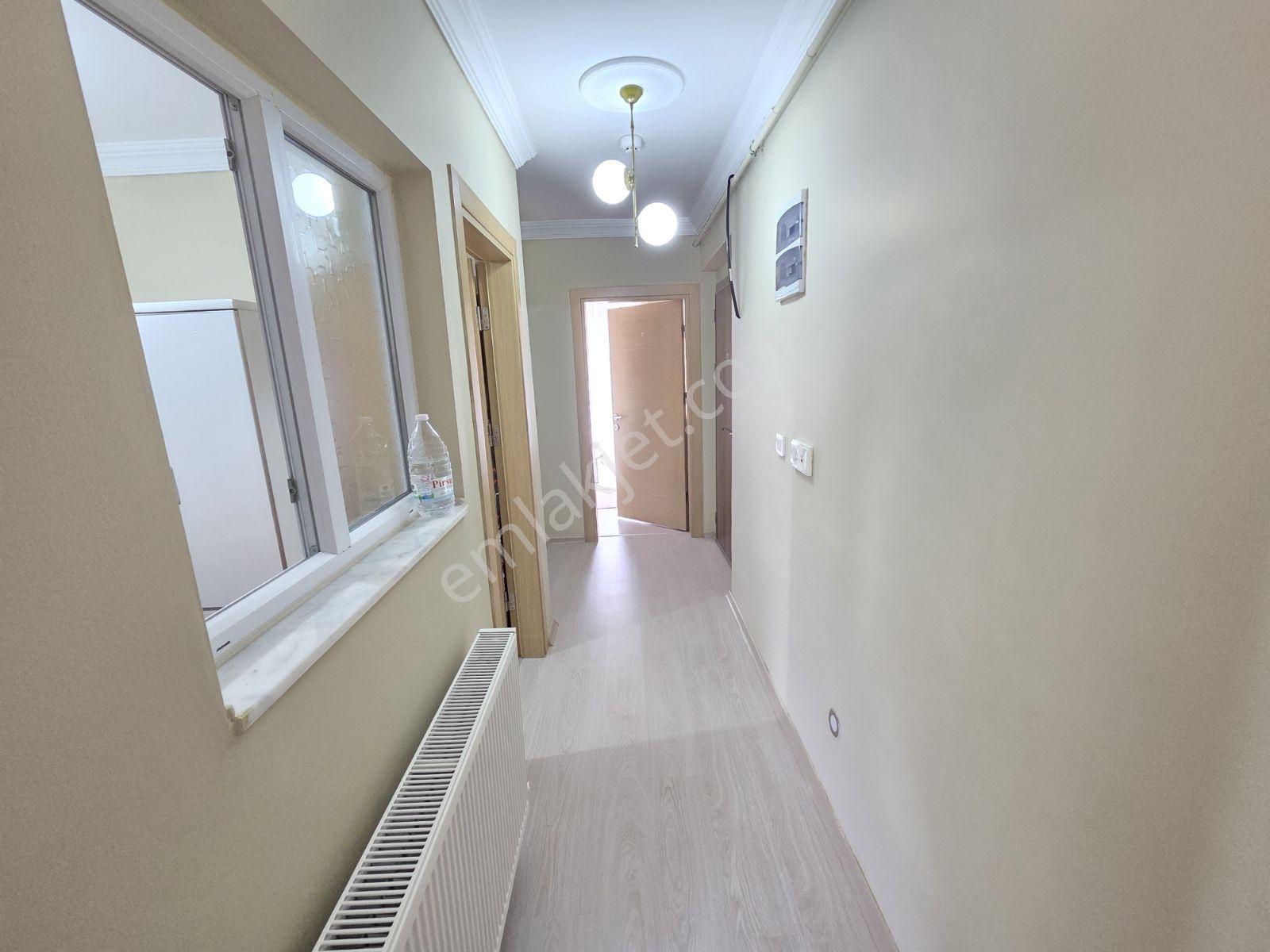 Yenifoça Fokai Terasları'nda Eşyasız Kiralık 3+1 Dubleks Villa - Görsel 3