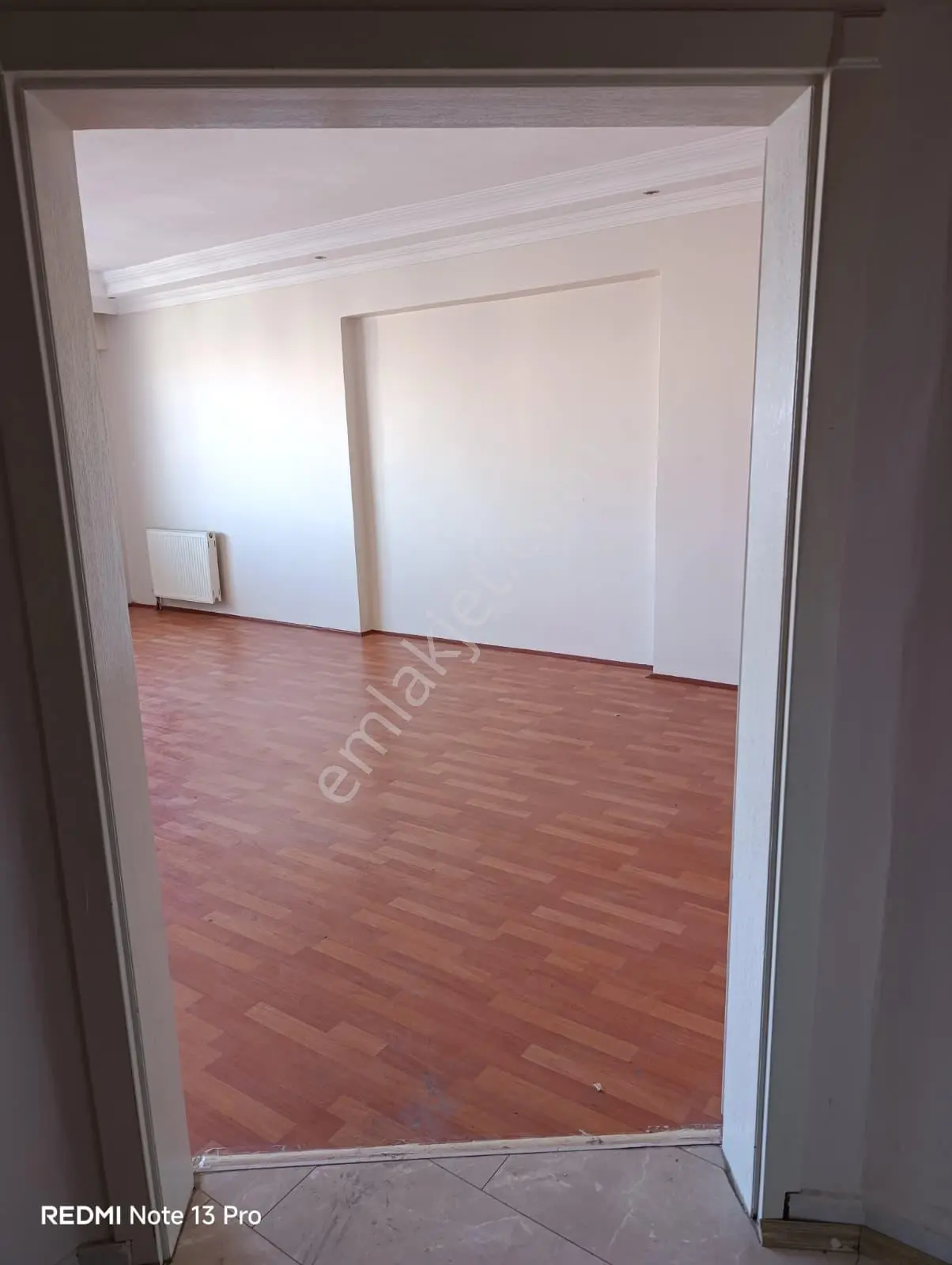 Sahibinden Merkezde Ferah 200 M² 4+1 2 Balkonlu Kiralık Daire - Görsel 4