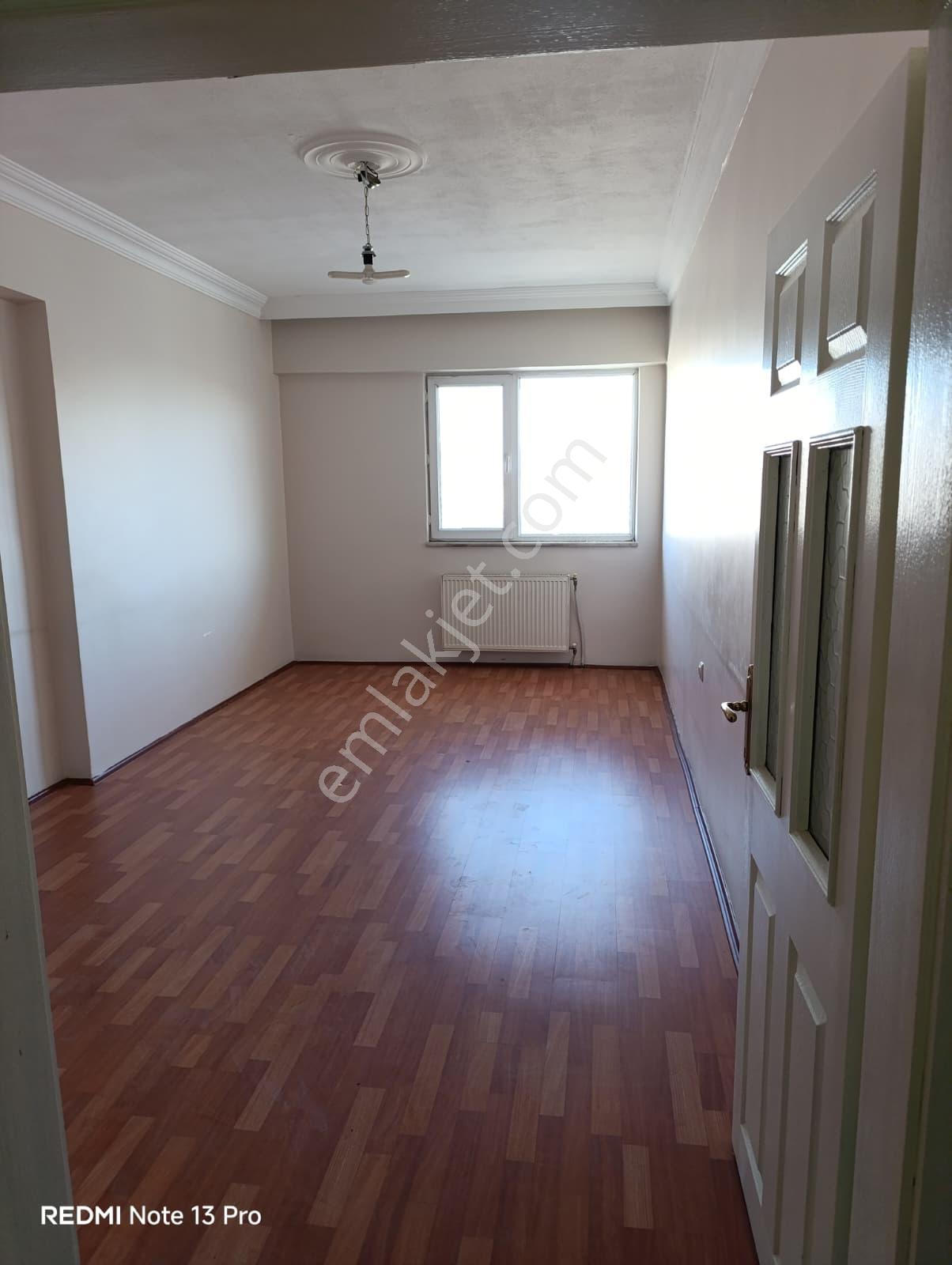 Sahibinden Merkezde Ferah 200 M² 4+1 2 Balkonlu Kiralık Daire - Görsel 13