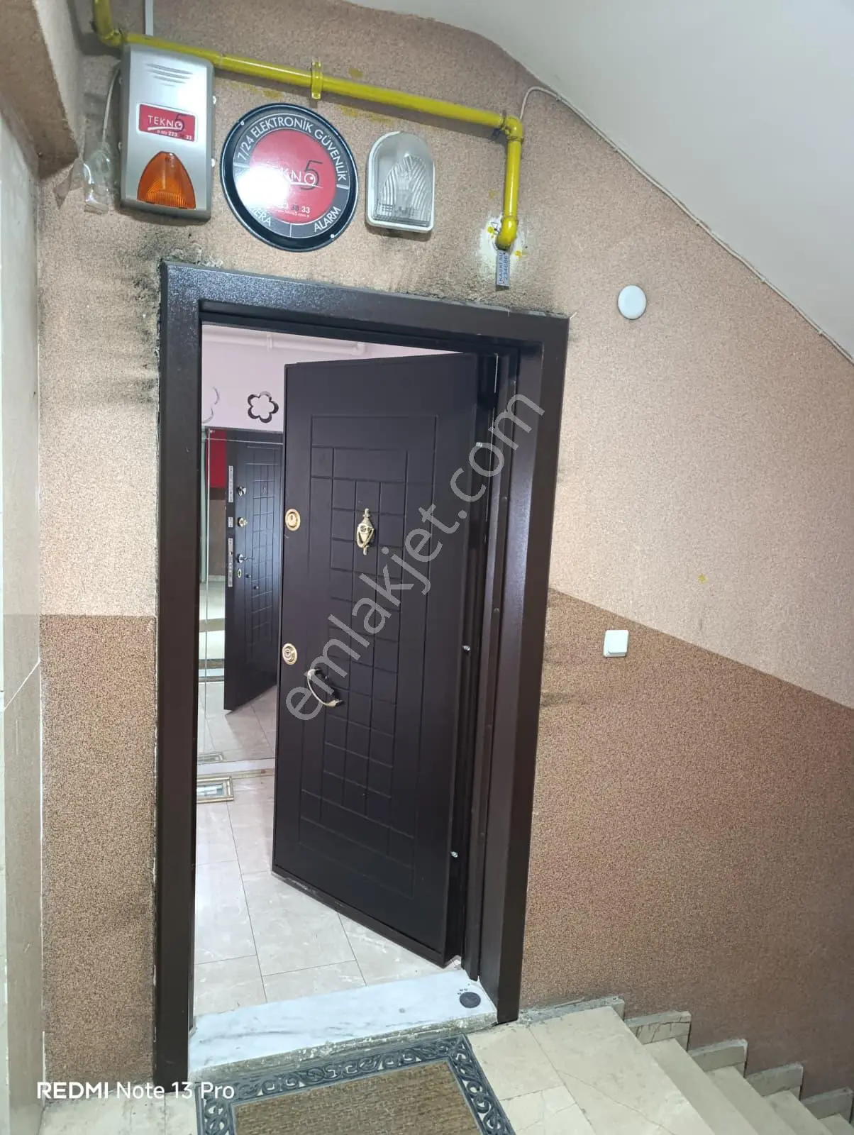 Sahibinden Merkezde Ferah 200 M² 4+1 2 Balkonlu Kiralık Daire - Görsel 3